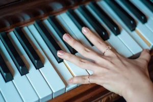 艺术美育《李斐岚-儿童钢琴手指练习》视频(638.84MB)资源合集【百度云网盘下载】